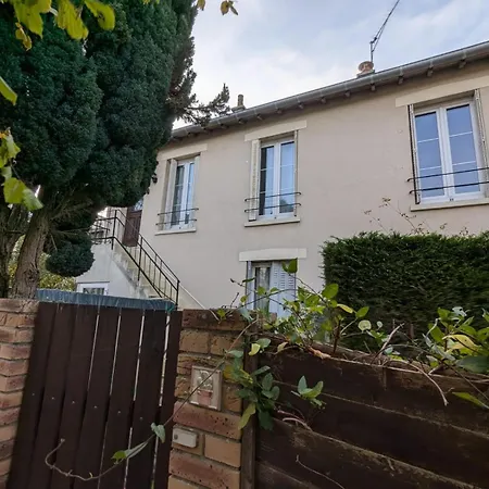Avec Jardin Apartament *
