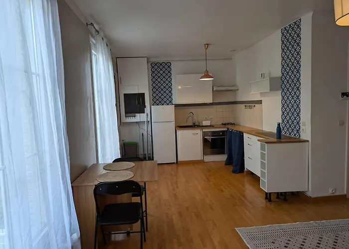 Avec Jardin Apartament Wersal